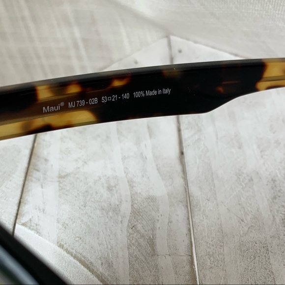 Maui Jim Heliconia Sunglasses with Maui Sunrise lenses. - Picture 5 of 5